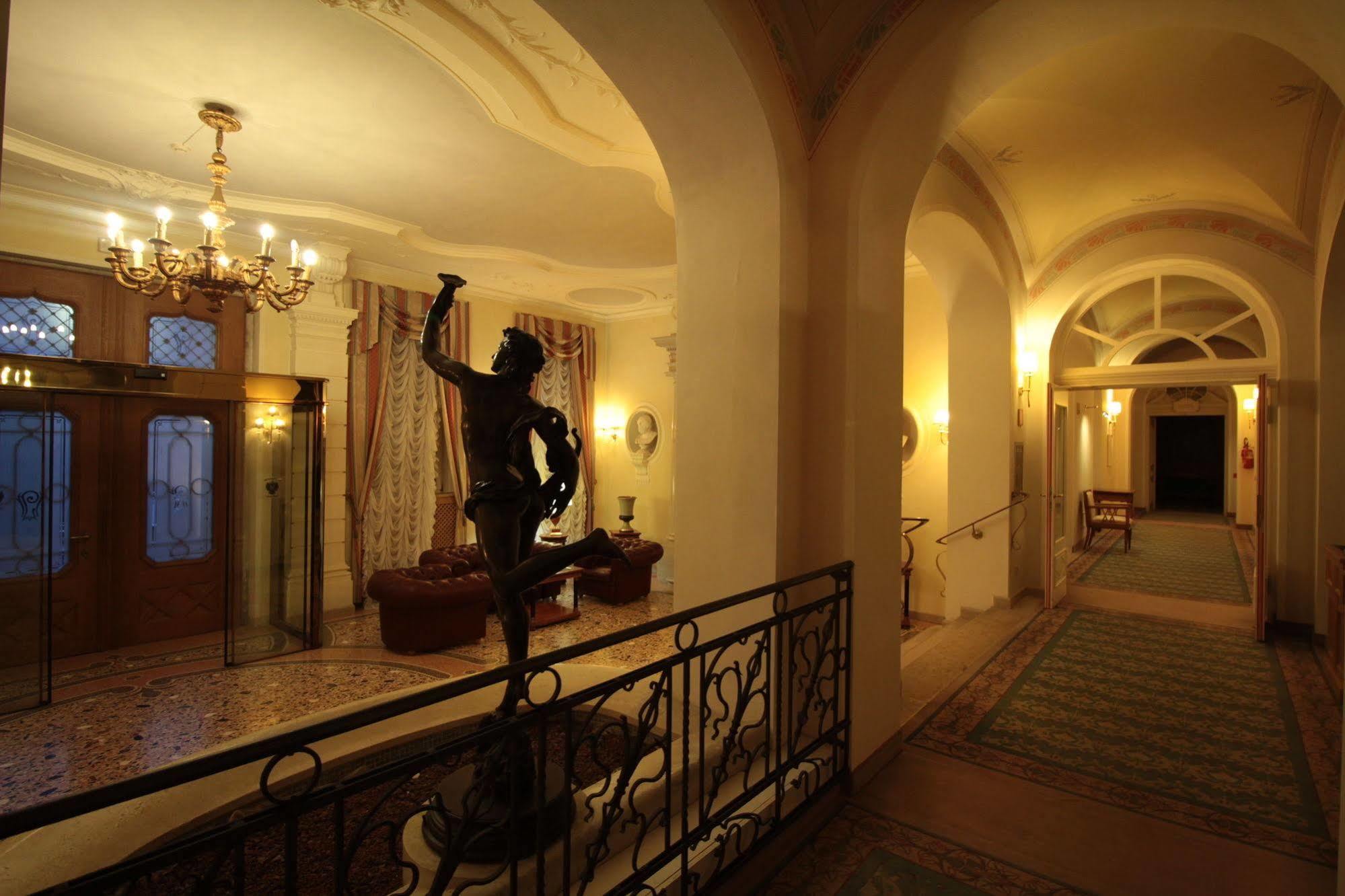 Grand Hotel Imperial Levico Terme Dış mekan fotoğraf